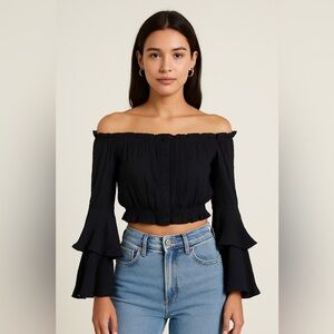 New Red Carter black crop top - Size XS